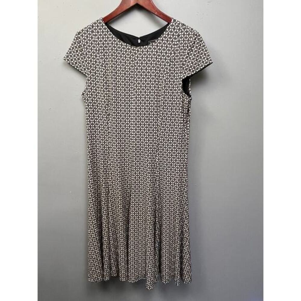 Jessica Howard Cap sleeve dress Womens 12 Textured Black Beige Career Midi